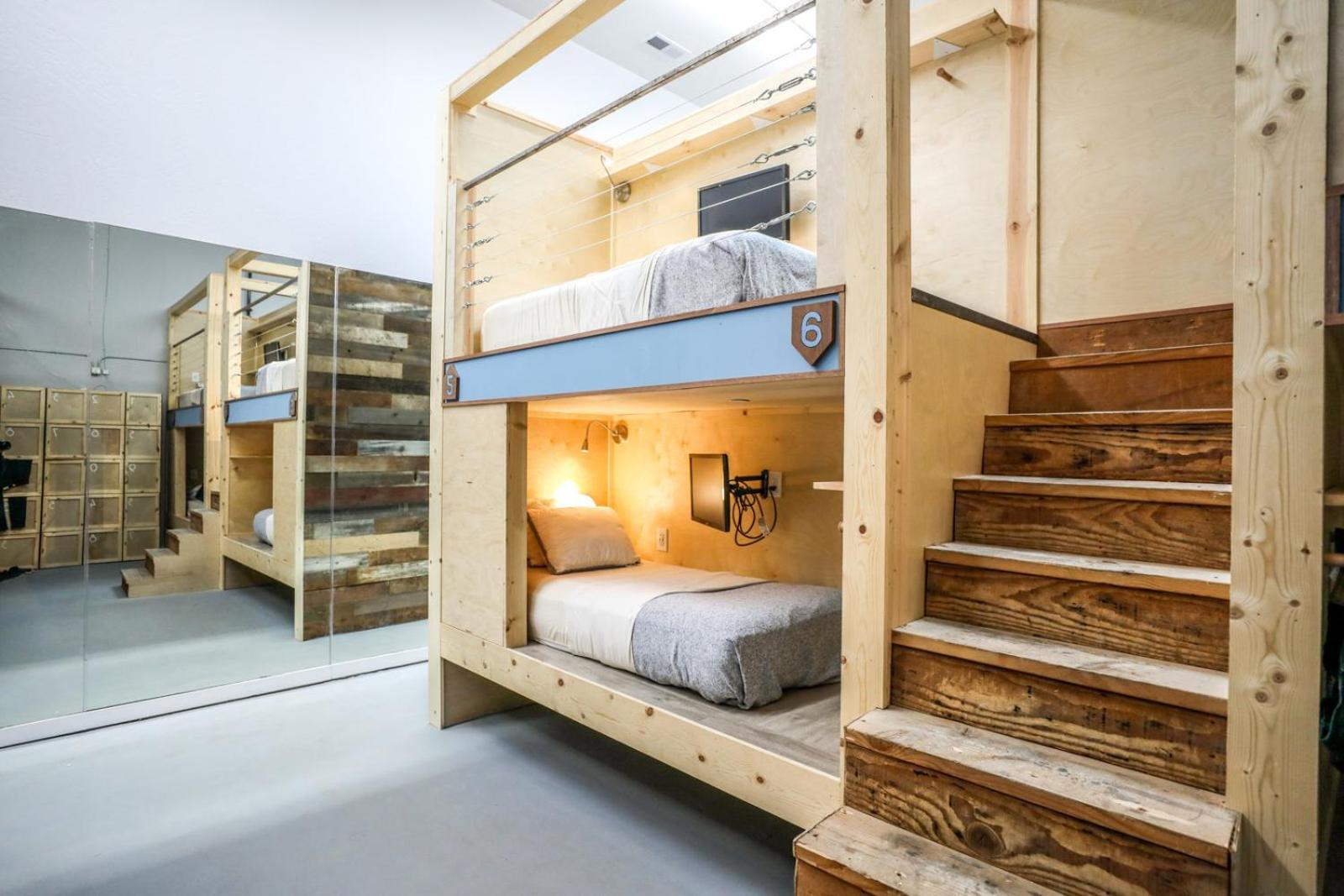 Podshare San Francisco Marina Hostel Bagian luar foto